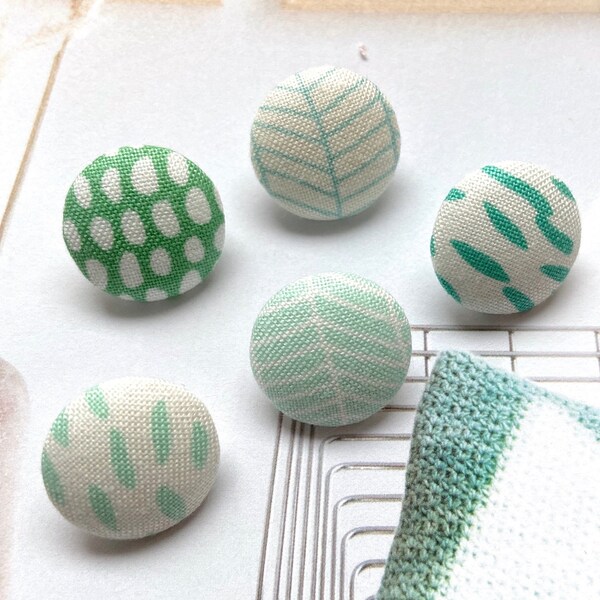 Green - 1.5cm Handmade Fabric Small Button (Set of 12) 10