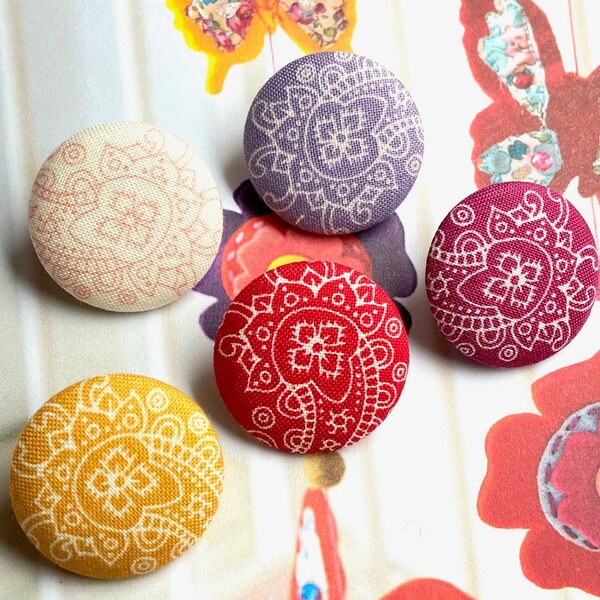 Handmade Moda Pink Yellow Dark Purple Off White Paisley Floral Flower Fabric Covered Button, 1.2 " 5's
