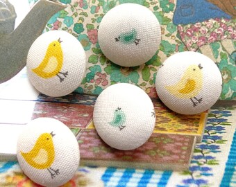 Handmade Small White Yellow Green Bird Animal Children Baby Fabric Covered Buttons, Flat Backs, 0.8 " 5's
