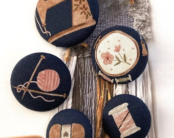 Handmade Blue Pink Beige Sewing Machine Knitting Craft Knitting Jacket Manteau Fabric Covered Button Bouton, Fridge Magnets, Flat Backs, 5's