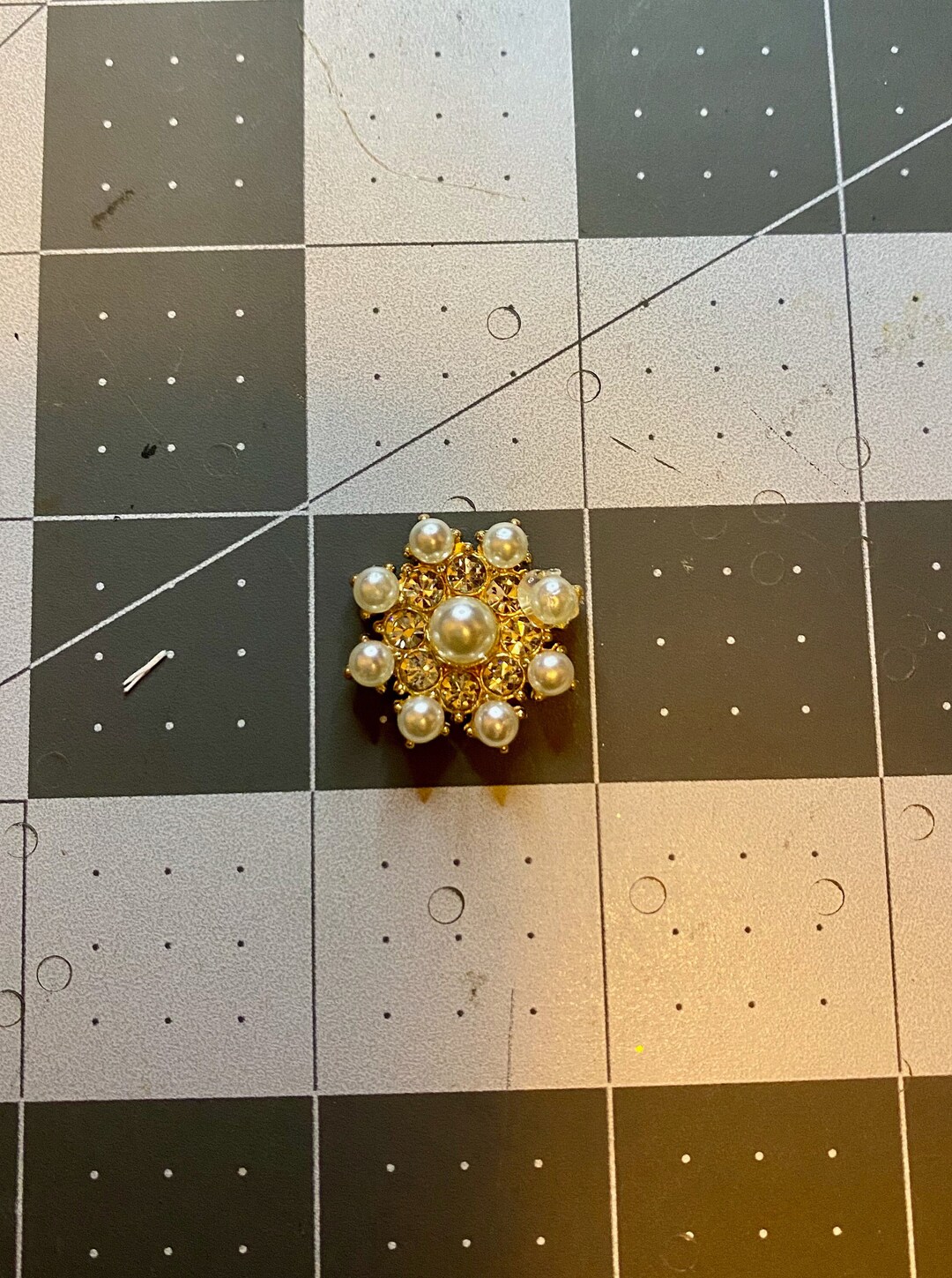 1 Inch Pearl and Rhinestones, Crystal Button Embellishments - Etsy