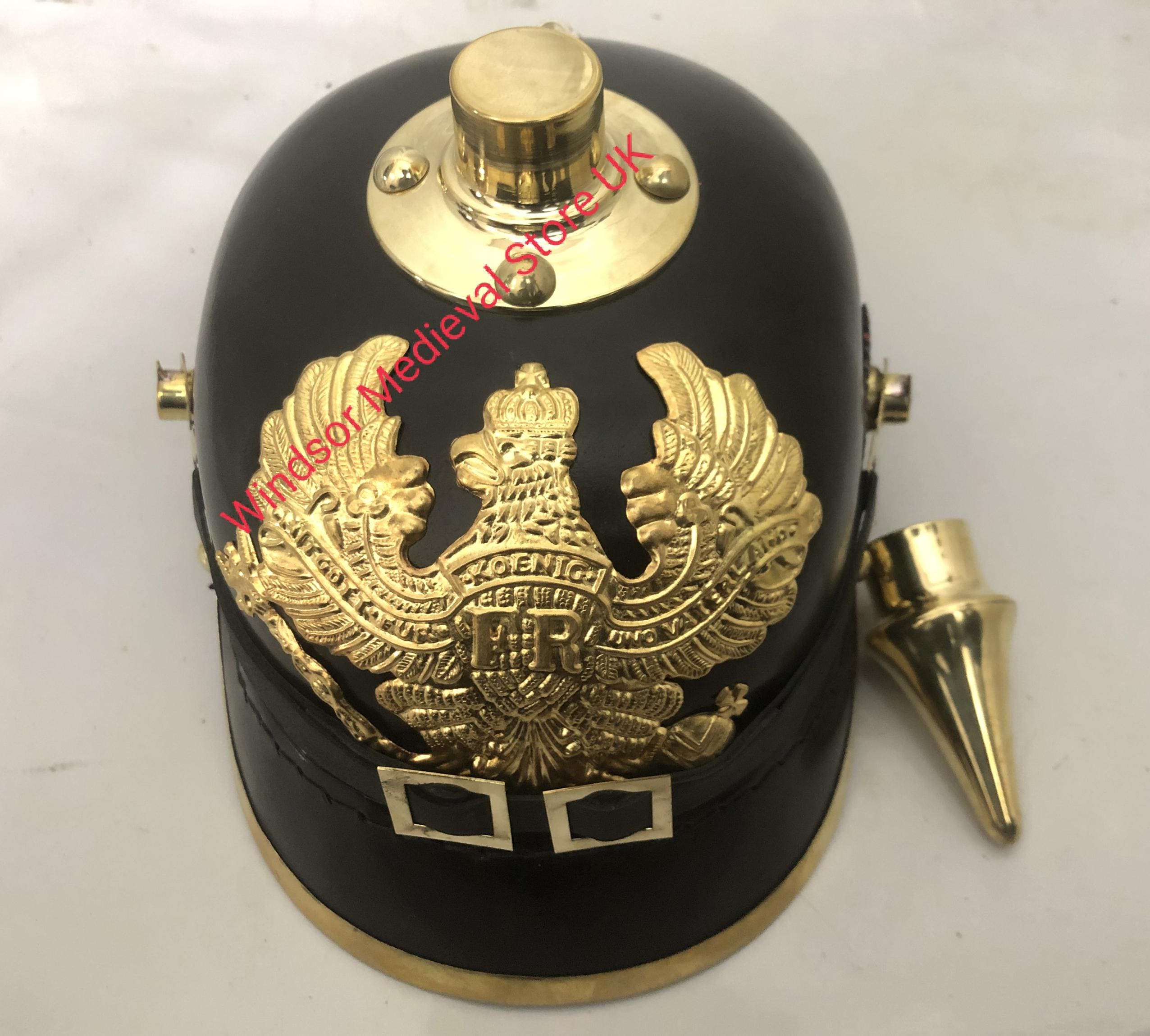 CASQUE D'ARMURE D'OFFICIER portable allemand prussien Pickelhaube en