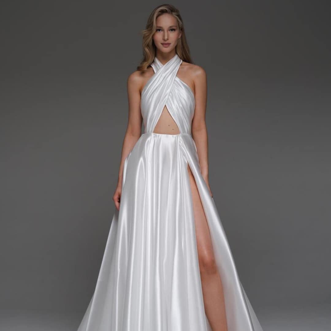 Elegant Haltered Hallowed Back Satin wedding dress thigh Split mini wedding dress main image 0