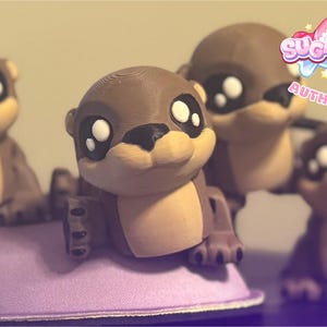 Cute Chibi Articulated Otter Desk Fidget Toy