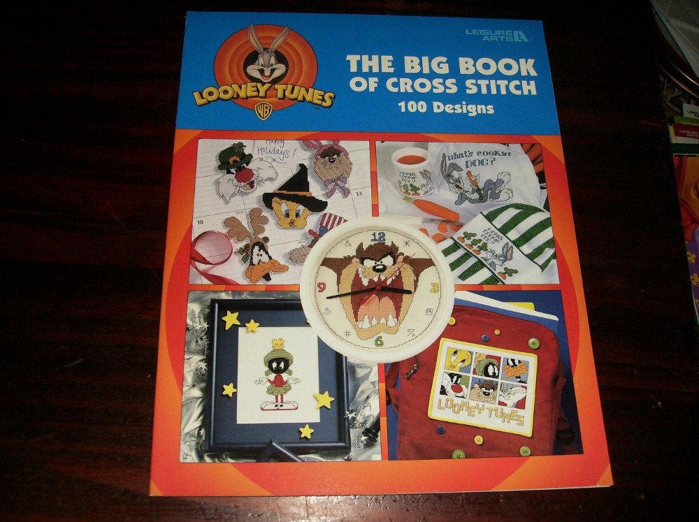 LOONEY TUNES IN WASTE CANVAS  Cute cross stitch, Cross stitching, Cross  stitch
