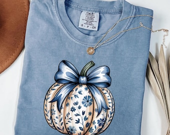 Comfort Colors Pumpkin With Bow Tee,Fall Pumpkin Shirt,Blue Bow Shirt,Coquette Bow Shirt,Cute Fall Shirt,Fall Season Shirt,Cute Autumn Shirt