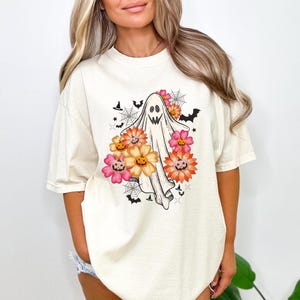 Comfort Colors Vintage Floral Ghost Halloween Shirt,Halloween Ghost Shirt,Cute Ghost Shirt,Spooky Season Shirt,Halloween Womens Tee,Fall Tee