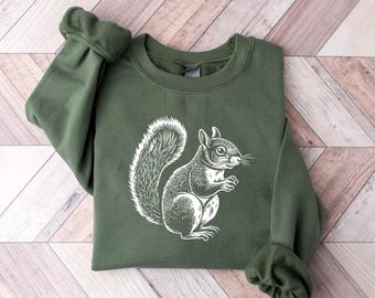 Floral Squirrel Sweathirt, Squirrel Shirt, Flower Squirrel Shirt, Animal Lover Tee, Squirrel Shirt, Squirrel Lover Gift, Squirrel Sweatshirt