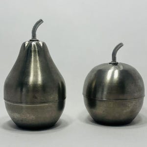 Vintage Metal Pear and Apple Salt and Pepper Shakers Contemporary Kitchen