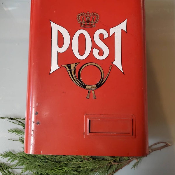 Vintage JH Fabrikerna Red Metal Post Box Wall Post Mount Mailbox