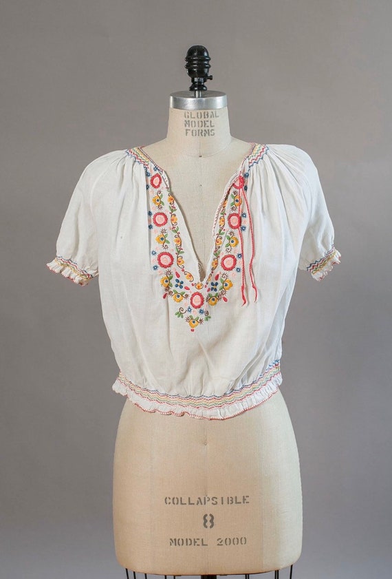 1940s Vintage Hungarian peasant blouse