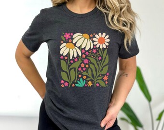 Boho Daisy Flower Tee | Botanical Shirt | Wildflower Botanical Tee | Retro Floral T-Shirt | Gardener Gift | Trendy Plant Shirt