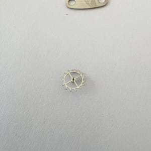 Jaeger LeCoultre Cal 229 Uhrwerkteil Unruhgabel Tonnenrad Platten Bild 7