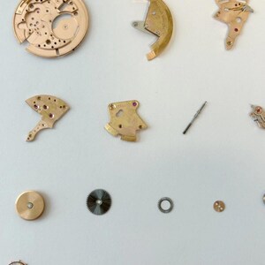 Omega Cal 354 Horlogeonderdelen Beweging Balans Vork Wielveer 350 351 352 353 355 afbeelding 2