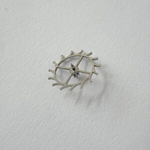 ゼニス エナメル 目覚まし時計 ムーブメント部品 テンプ バレル 脱進機 ホイール フォーク 画像 11