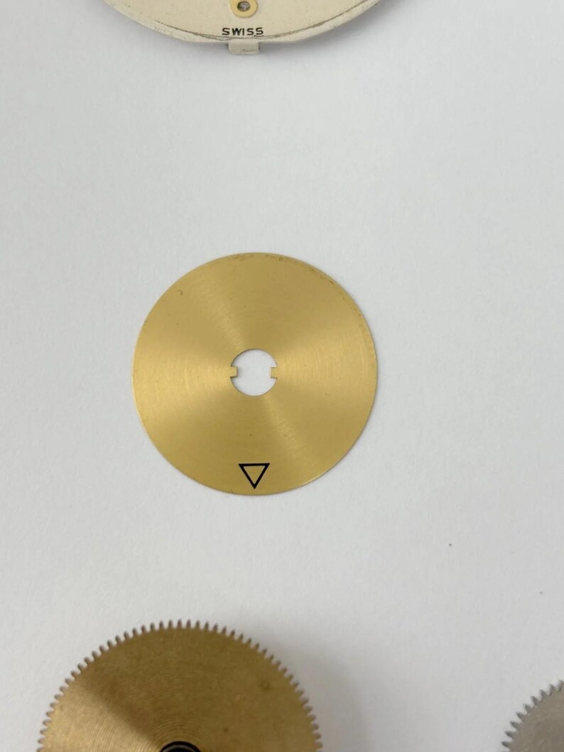 Jaeger LeCoultre Cal 219 Clock Movement Part Balance Fork Barrel Wheel Dial image 10