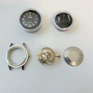 Zodiac Sea Wolf Ref 722-916 movement Cal 70-72 for parts watch dial hands 2 image 1