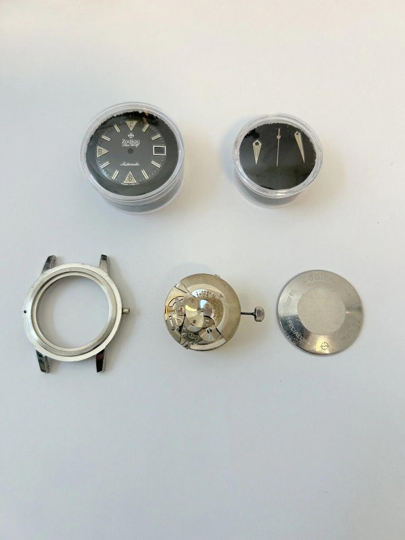Zodiac Sea Wolf Ref 722-916 movement Cal 70-72 for parts watch dial hands 2 image 1