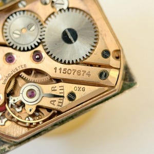 Omega Cal 301 Watch Movement For Parts Balance Fork Spring Bridge image 3