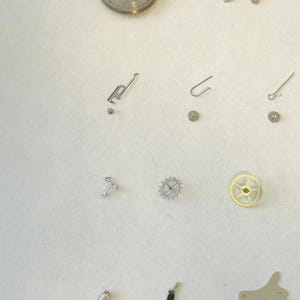 Valjoux Cal 7733 Uurwerk Onderdelen Vork Wiel Veerbrug Wijzers 7734 7736 afbeelding 9