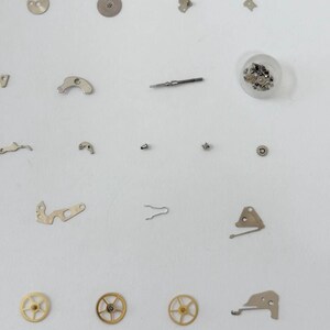 Zodiac Cal 70-72 Watch Movement Part Balance Fork Wheel Spring Bridge Disk Sea image 5