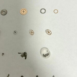 Omega Cal 562 Watch Movement Parts Balance Fork Wheel Spring Bridge 4 image 7