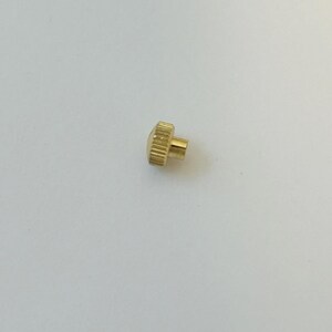 Movimiento de reloj Jaeger LeCoultre Calibre 222 para piezas, horquilla de equilibrio, perilla de llave, barrilete imagen 7