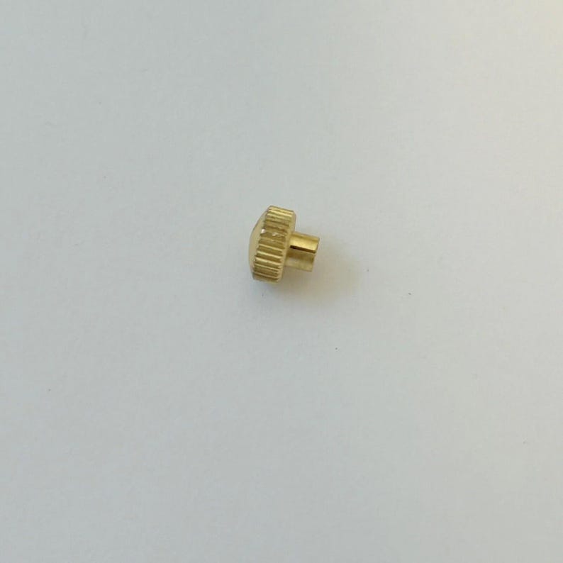 Movimiento de reloj Jaeger LeCoultre Calibre 222 para piezas, horquilla de equilibrio, perilla de llave, barrilete imagen 7