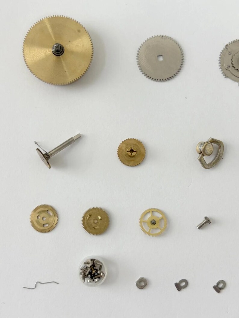 Jaeger LeCoultre Cal 219 Clock Movement Part Balance Fork Barrel Wheel Dial image 4