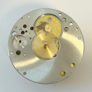 Movimiento de reloj Jaeger LeCoultre Calibre 222 para piezas, horquilla de equilibrio, perilla de llave, barrilete imagen 3
