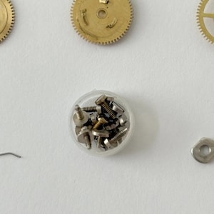Jaeger LeCoultre Cal 219 Clock Movement Part Balance Fork Barrel Wheel Dial image 14