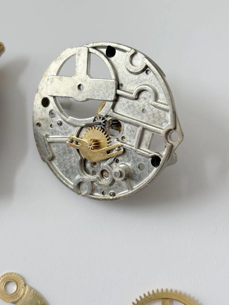 ゼニス エナメル 目覚まし時計 ムーブメント部品 テンプ バレル 脱進機 ホイール フォーク 画像 6