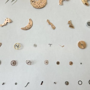 Omega Cal 470 Watch Parts Movement Balance Fork Wheels Springs Bridge Dial 2828 image 3