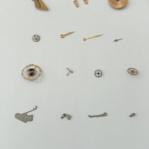 Omega Cal 30 T2 PC Watch Movement Parts Wheel Spring Bridge Dial Hands 30T2 2 image 4