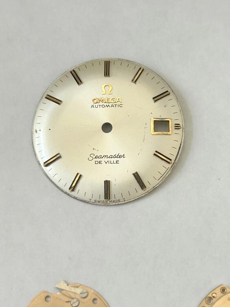 Omega Cal 563 Watch Parts Movement Calendar Disk Fork Wheels Springs Bridge 2 image 17