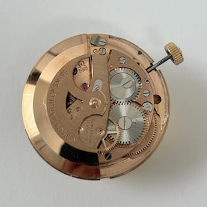 Omega Cal 550 Watch Movement Parts Dial Balance Spring Plate Fork Wheel Rotor 8 image 5