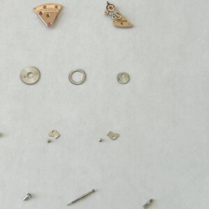 Omega Cal 563 Watch Parts Movement Calendar Disk Fork Wheels Springs Bridge 2 image 8