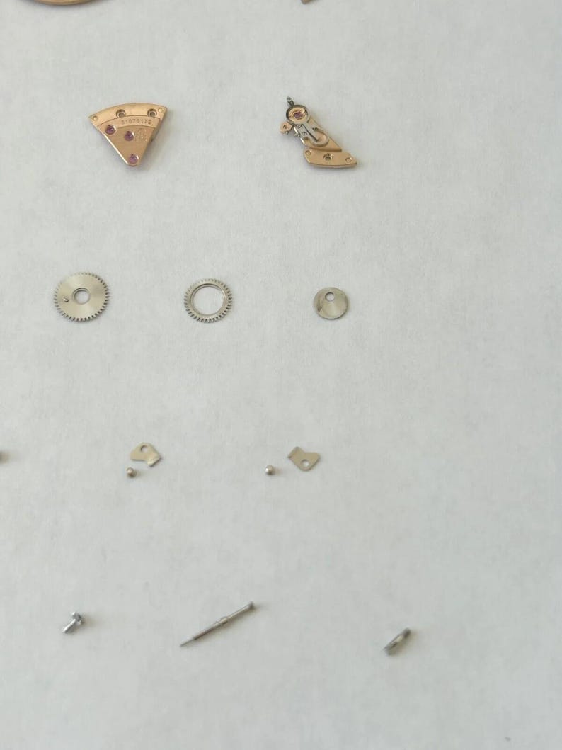 Omega Cal 563 Watch Parts Movement Calendar Disk Fork Wheels Springs Bridge 2 image 8