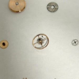Omega Cal 562 Watch Movement Parts Balance Fork Wheel Spring Bridge 4 image 15