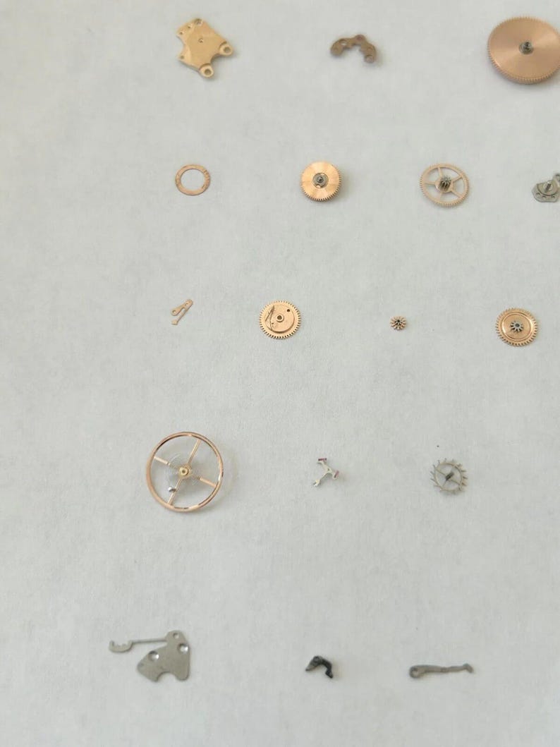 Omega Cal 563 Watch Parts Movement Calendar Disk Fork Wheels Springs Bridge 2 image 9