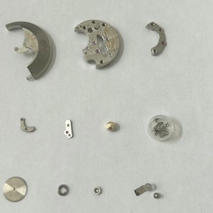 Jaeger LeCoulte Cal 476 Part Movement Balance Fork Wheel Spring Bridge Watch 481 image 3