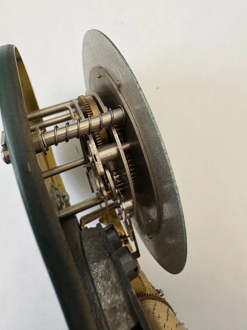 Jaeger Lecoultre Musical Alarm Clock PICK-A-PART movement Cal 211 Reuge Balance image 7
