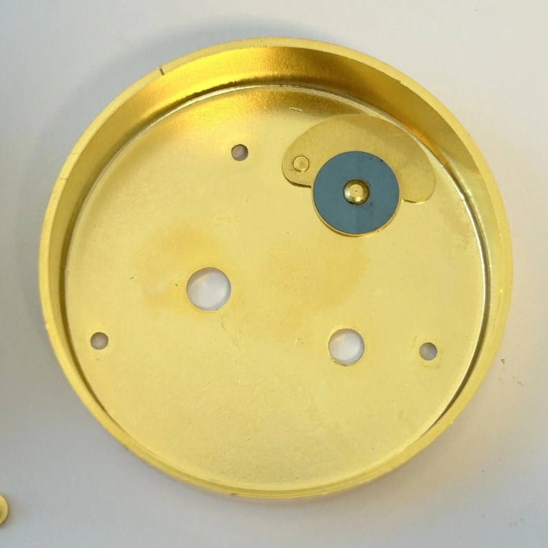 Movimiento de reloj Jaeger LeCoultre Calibre 222 para piezas, horquilla de equilibrio, perilla de llave, barrilete imagen 5