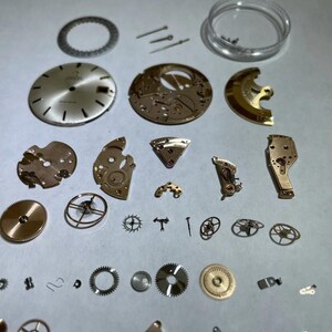 Omega Cal 565 Parts Movement Balance Fork Wheels Springs Bridge image 4