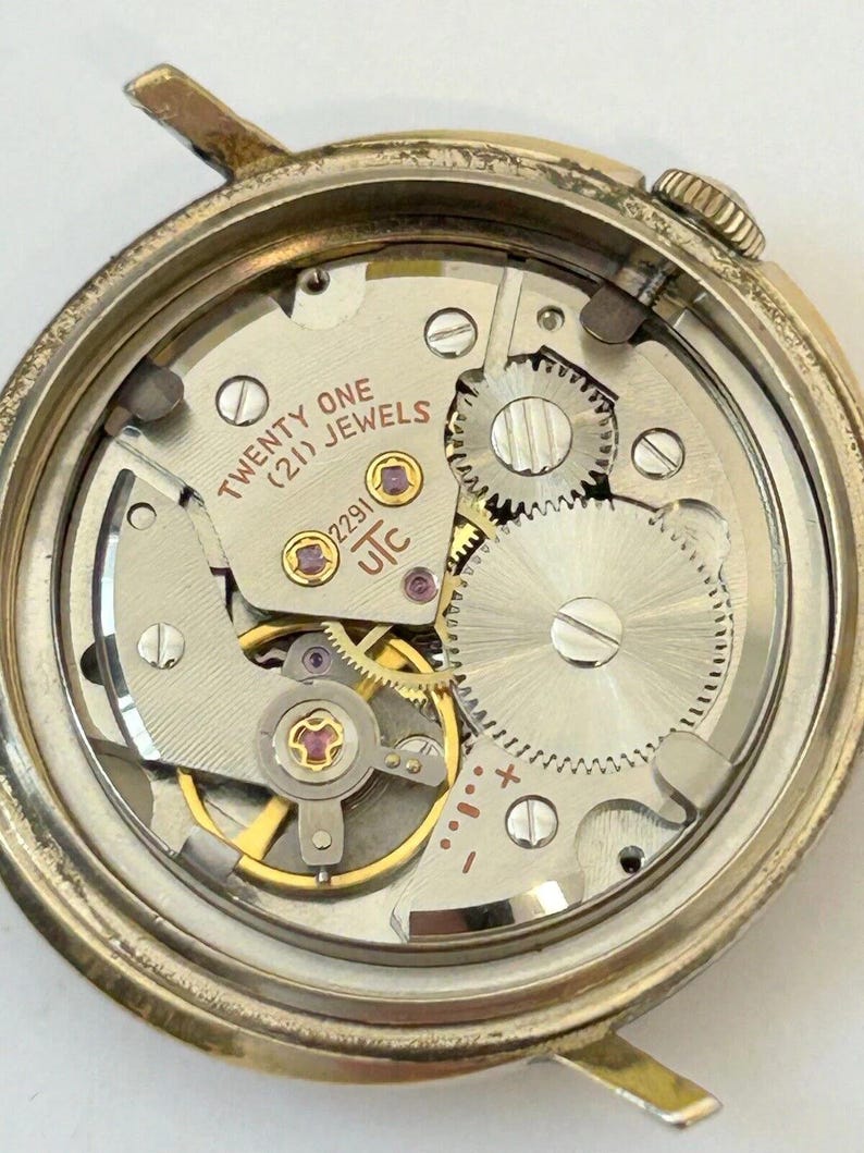 Peças do relógio Waltham Cal UTC 2291: Movimento, Balanço, Espiral, Mostrador, Ponteiros, Tampa da Caixa imagem 2