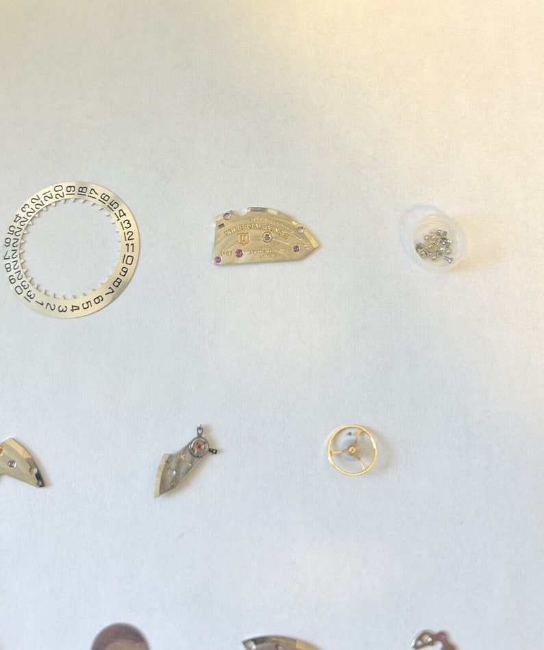 Pièce De Mouvement Montre Universal Genève - Aiguille Cal.66-67 - Neuf Sans Boîte