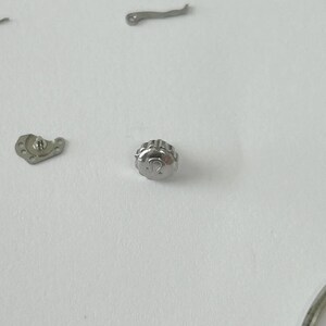 Omega Cal 562 Watch Movement Parts Balance Fork Wheel Spring Bridge 166.020 5 image 10