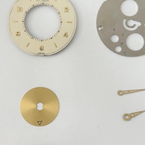 Jaeger LeCoultre Cal 219 Clock Movement Part Balance Fork Barrel Wheel Dial image 2