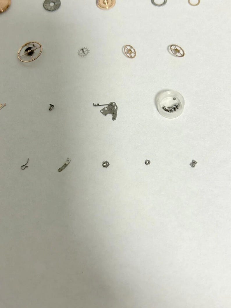 Omega Cal 562 Watch Movement Parts Balance Fork Wheel Spring Bridge 4 image 10