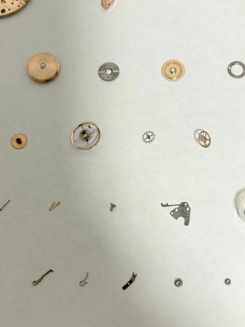 Omega Cal 562 Watch Movement Parts Balance Fork Wheel Spring Bridge 4 image 6